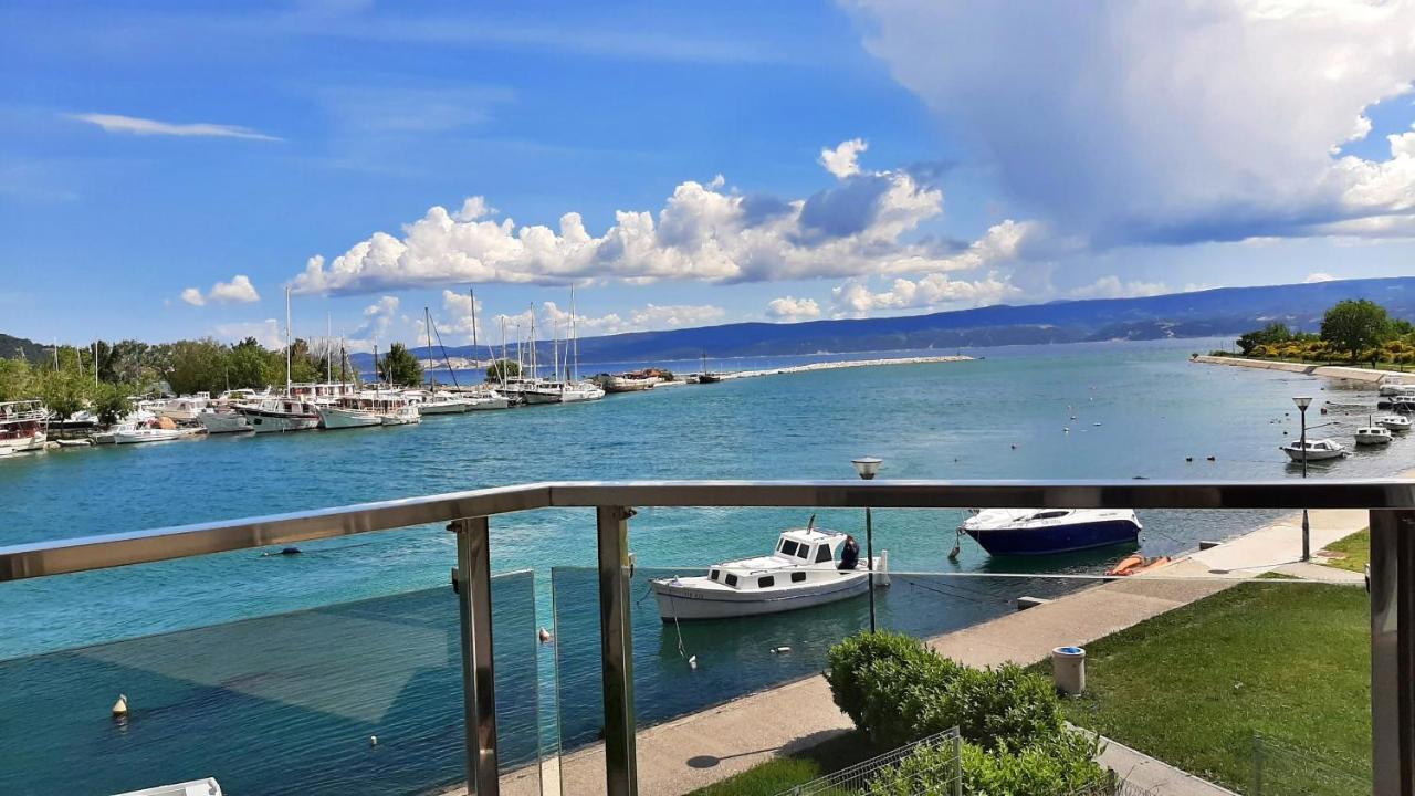 Apartment Iva Omiš Exteriör bild