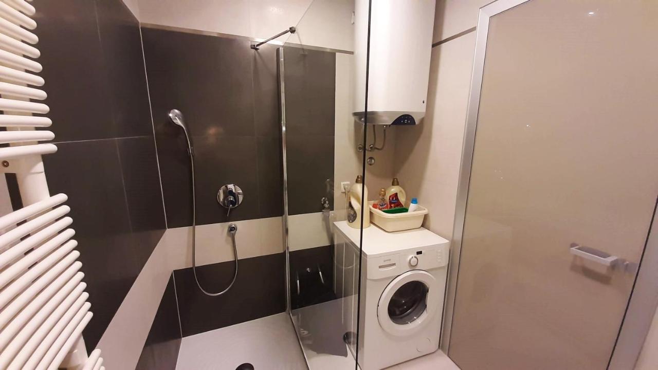 Apartment Iva Omiš Exteriör bild