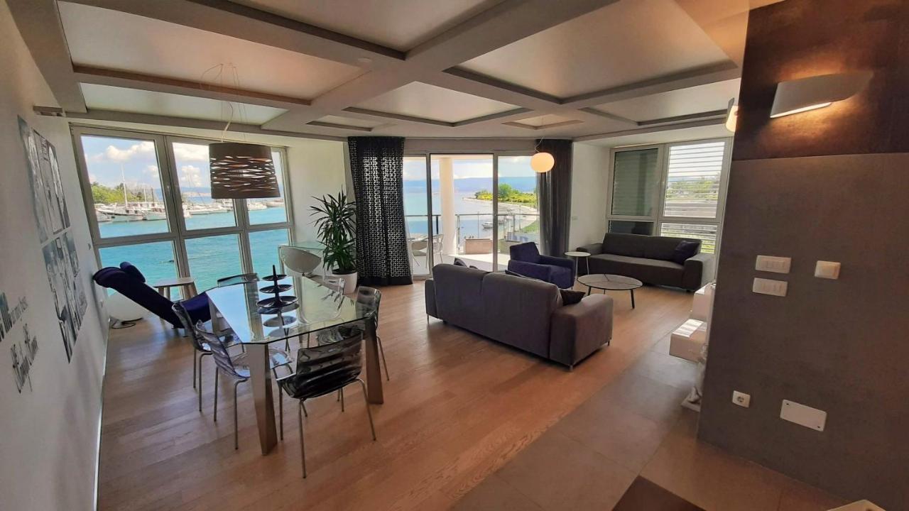 Apartment Iva Omiš Exteriör bild